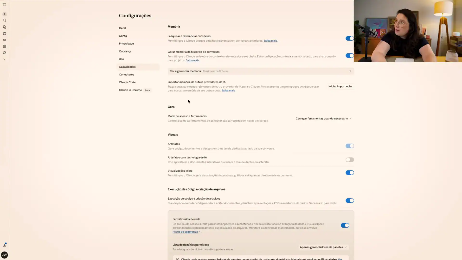 Tela de configurações do Claude na aba Capacidades, com as opções de memória e de importar memória de outros provedores de IA